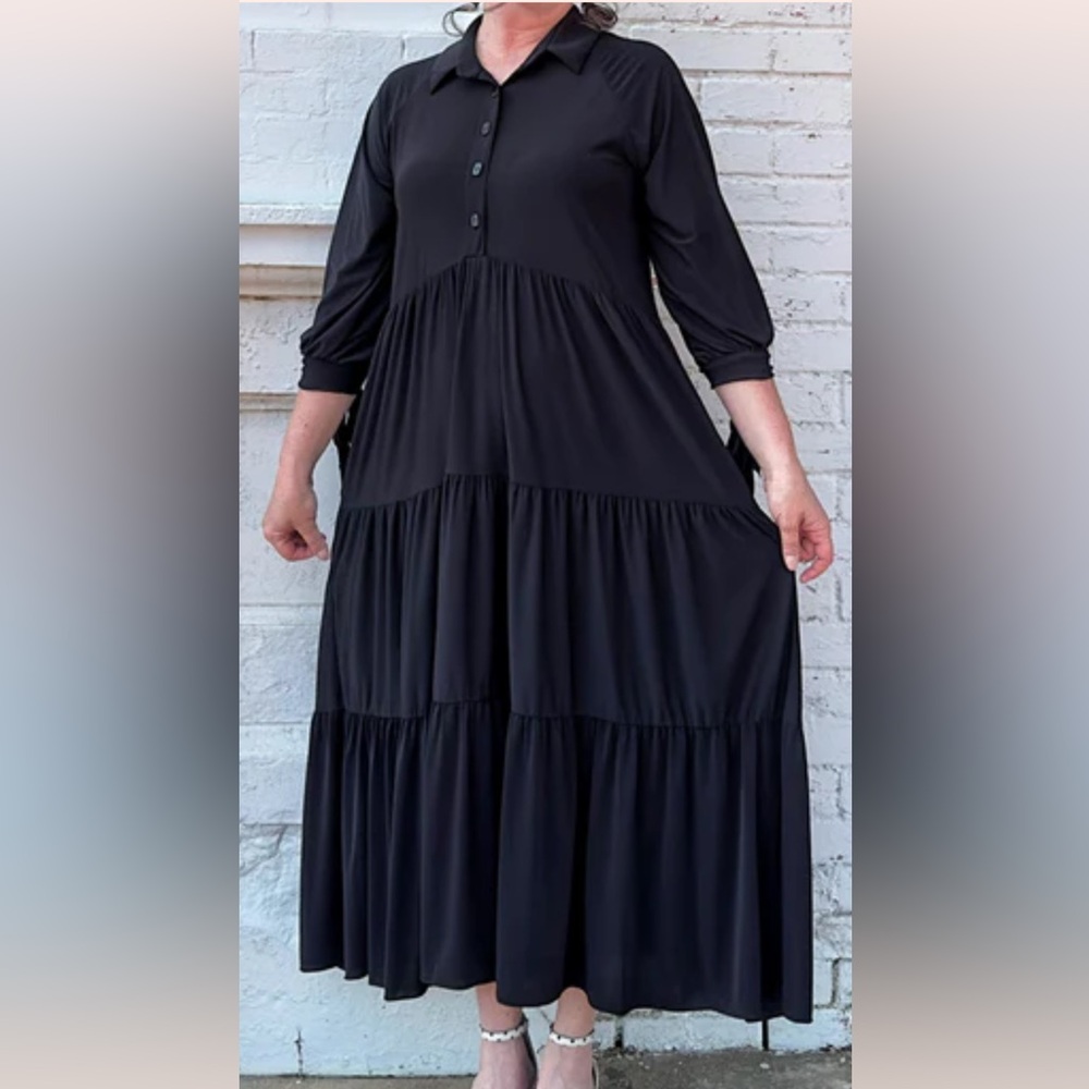 Chic Black Tiered Maxi Dress